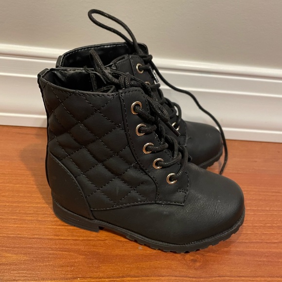 Toddler Girl Lace Up Quilted Boots - Picture 1 of 6